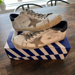 Men’s size 42 Golden Goose super-star distressed sneakers.